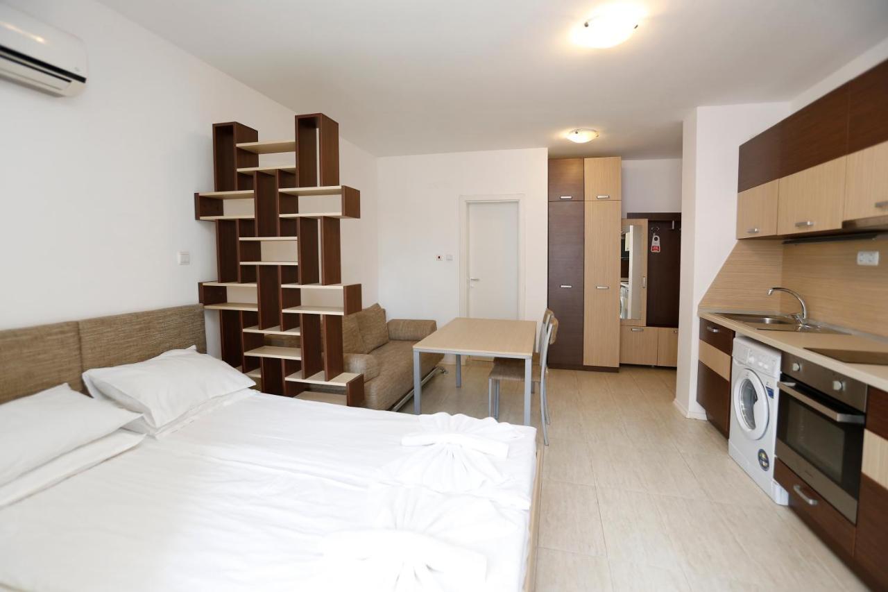 Low Cost Apartments In Green Life Созопол Екстериор снимка